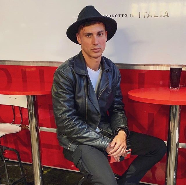 ����� �������� ������ �����