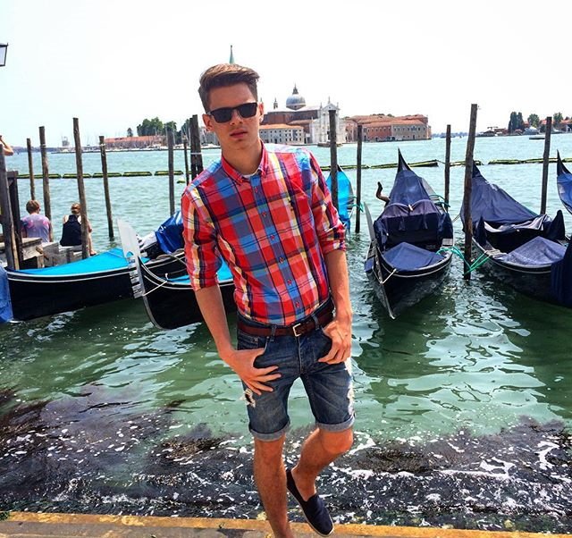 ����� �������� ������ ����������