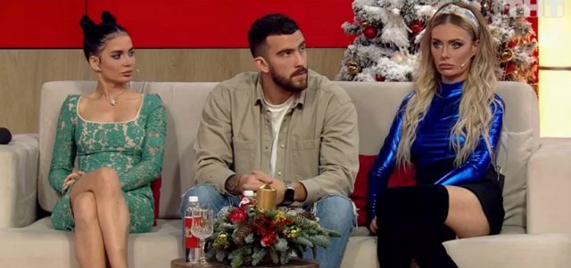 Жукова подставляет друзей для своей победы Жукова подставляет друзей для своей победы