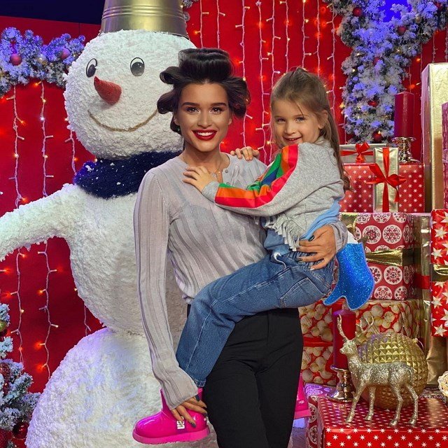 Фото со съёмок ток-шоу (10.12.2020) Фото со съёмок ток-шоу (10.12.2020)