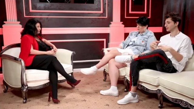 Оганесяны представили первый выпуск своего сериала Оганесяны представили первый выпуск своего сериала