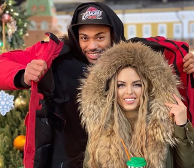 Мондезир Свет-Амур: Мы больше не вместе Мондезир Свет-Амур: Мы больше не вместе