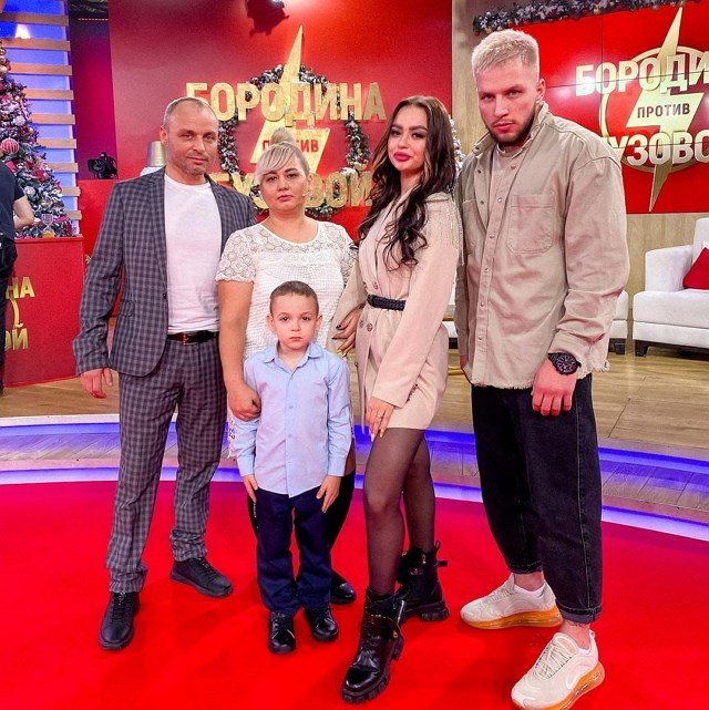 Фото со съёмок ток-шоу (12.12.2020) Фото со съёмок ток-шоу (12.12.2020)