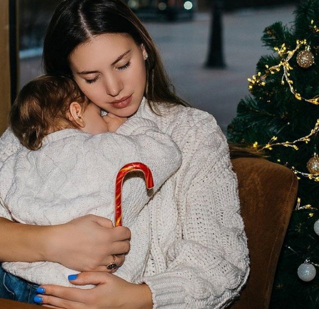 Александра Артемова: В еде все стены, шкафы, полы Александра Артемова: В еде все стены, шкафы, полы