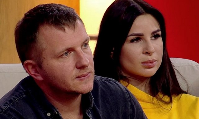 Настя Голд в страхе от реальности вне проекта Настя Голд в страхе от реальности вне проекта