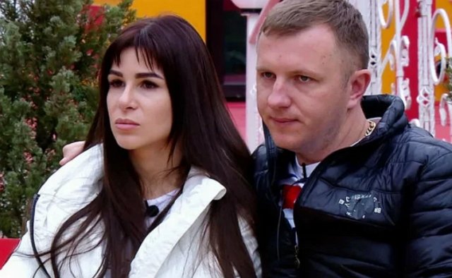 Настя Голд в страхе от реальности вне проекта Настя Голд в страхе от реальности вне проекта