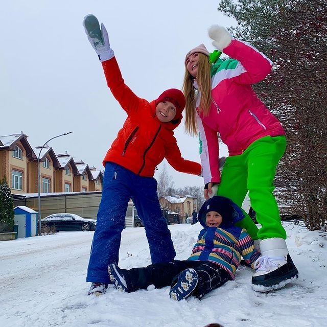 Фото детей участников Дома-2 (23.12.2020) Фото детей участников Дома-2 (23.12.2020)
