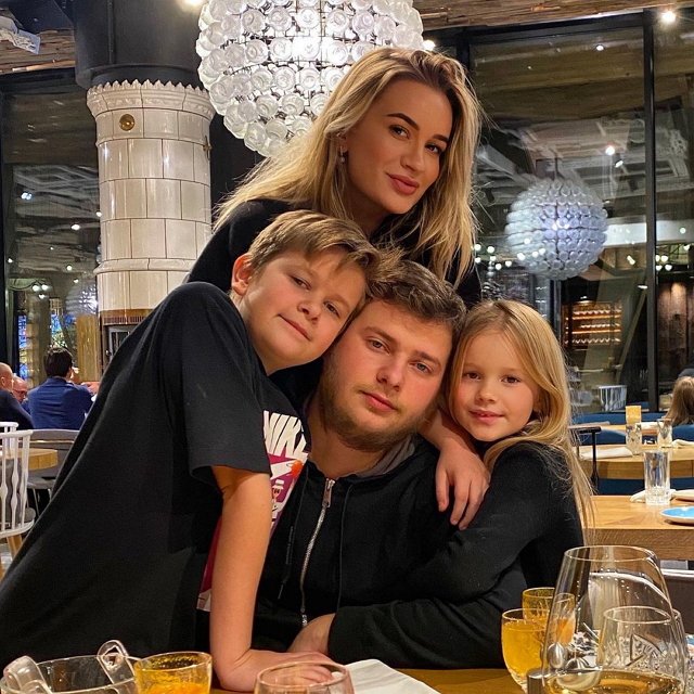 Фото детей участников Дома-2 (23.12.2020) Фото детей участников Дома-2 (23.12.2020)