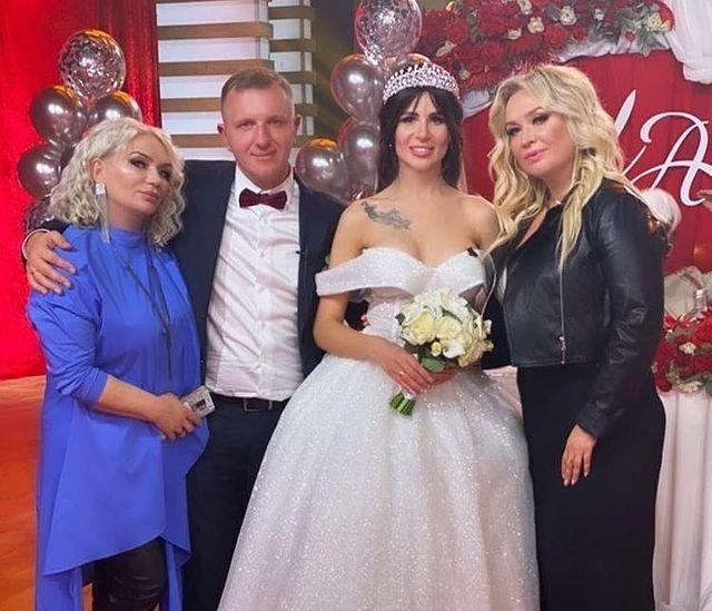 Про что будут говорить на шоу «Бородина против Бузовой» после закрытия телестройки? Про что будут говорить на шоу «Бородина против Бузовой» после закрытия телестройки?