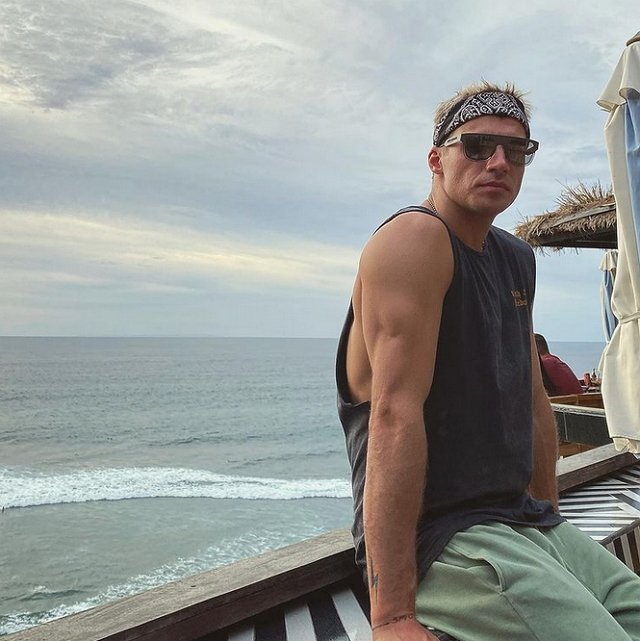 ����� ����� ���: ���� ������ 