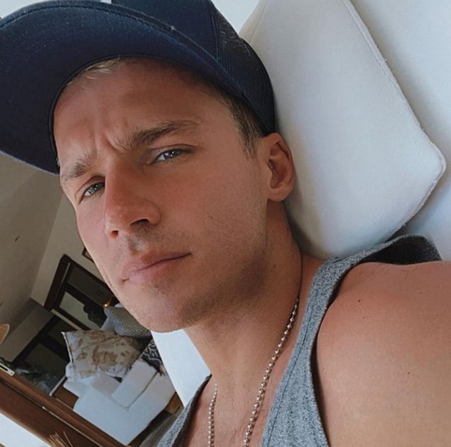 ����� ����� ���: ���� ������ 