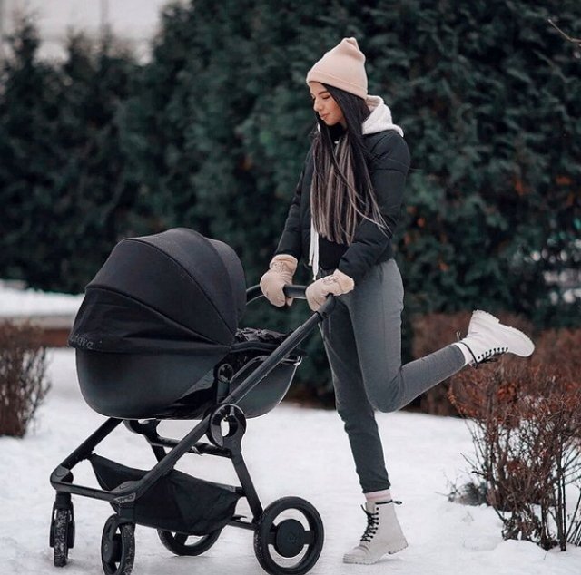 Пингвинова мечтает о море, но из-за ребенка не может уехать Пингвинова мечтает о море, но из-за ребенка не может уехать