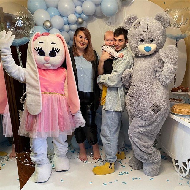 Хейтеры одолели Черно после её рекламы парфюма Хейтеры одолели Черно после её рекламы парфюма