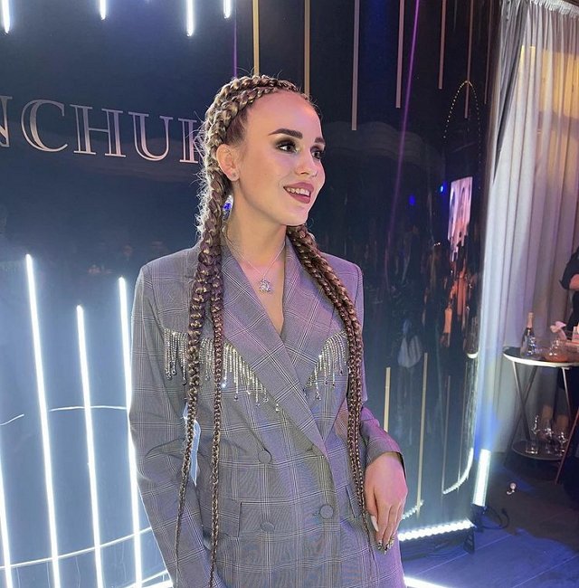 Милена Безбородова: Как это можно сравнивать?! Милена Безбородова: Как это можно сравнивать?!