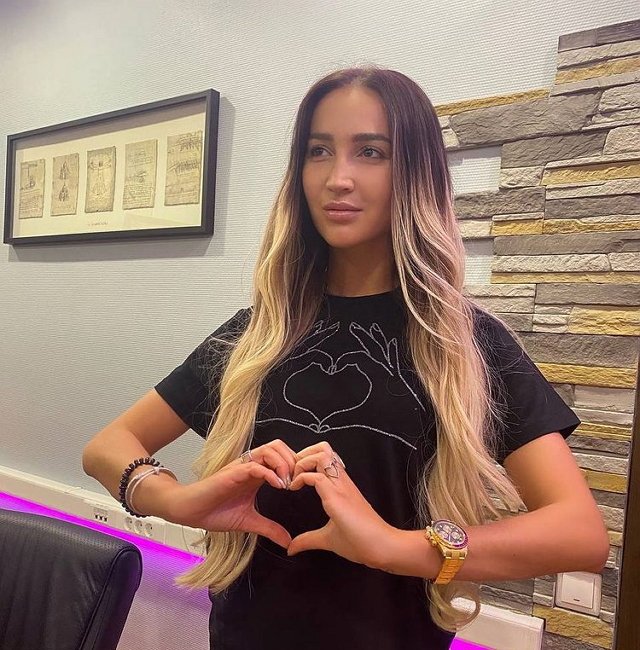 Ксения Хоффман рассказала о причинах расставания Давы и Бузовой Ксения Хоффман рассказала о причинах расставания Давы и Бузовой