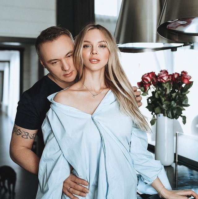 Настя Лисова: Было время, когда я спрашивала деньги у Миши Настя Лисова: Было время, когда я спрашивала деньги у Миши