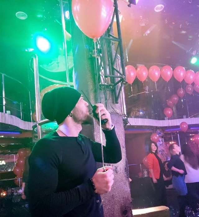 Жизнь после шоу: Виктор Хориков Жизнь после шоу: Виктор Хориков