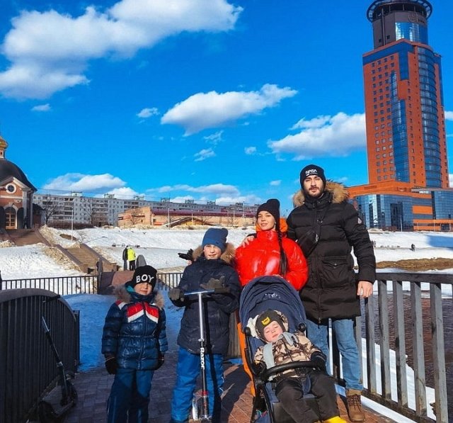 Фото детей участников Дома-2 (24.03.2021) Фото детей участников Дома-2 (24.03.2021)