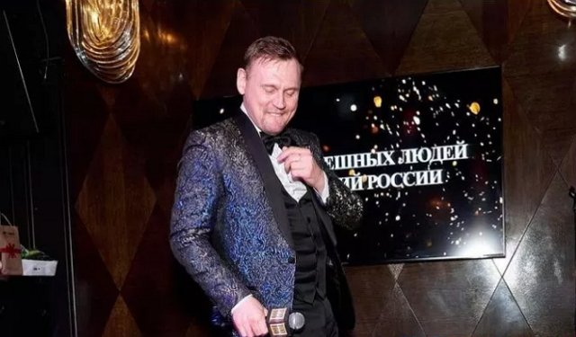 Андрей Малахов выбирает для шоу Меньщикова, а не Яббарова Андрей Малахов выбирает для шоу Меньщикова, а не Яббарова