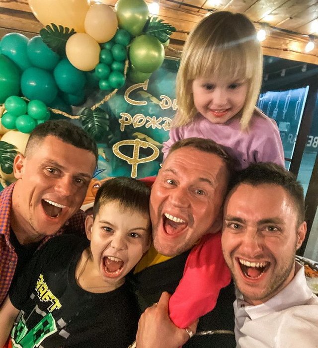 Алексей Безус: А может это знаки? Алексей Безус: А может это знаки?