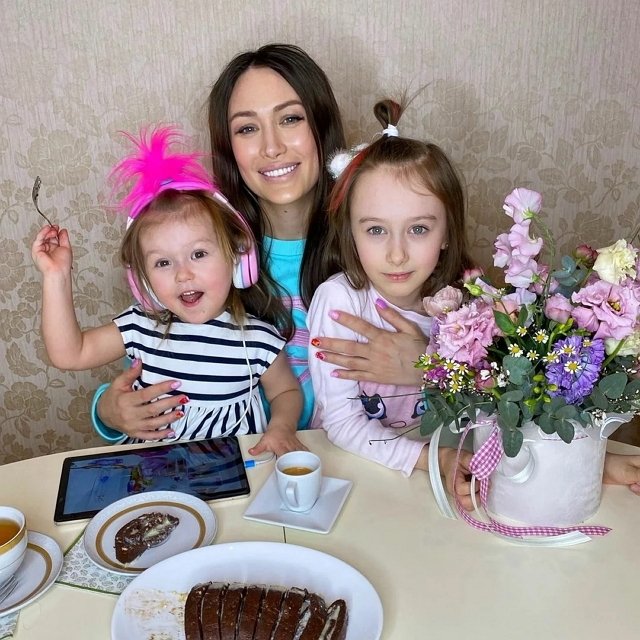 Фото детей участников Дома-2 (29.03.2021) Фото детей участников Дома-2 (29.03.2021)