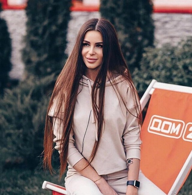 Анастасия Голд: Почему я должна это терпеть? Анастасия Голд: Почему я должна это терпеть?