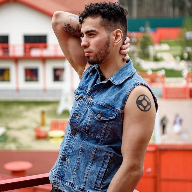 ����� ��������: � ����