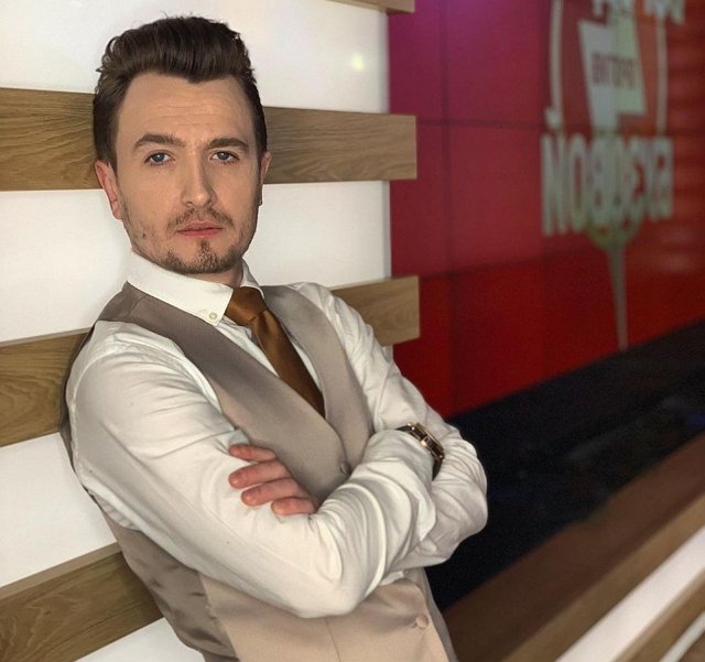 Кадони признался, что его новая подруга далека от шоу-бизнесу Кадони признался, что его новая подруга далека от шоу-бизнесу