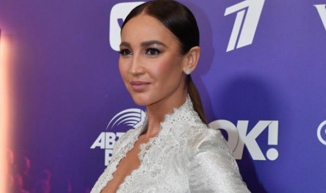 Бузова вышла на связь из больницы Бузова вышла на связь из больницы