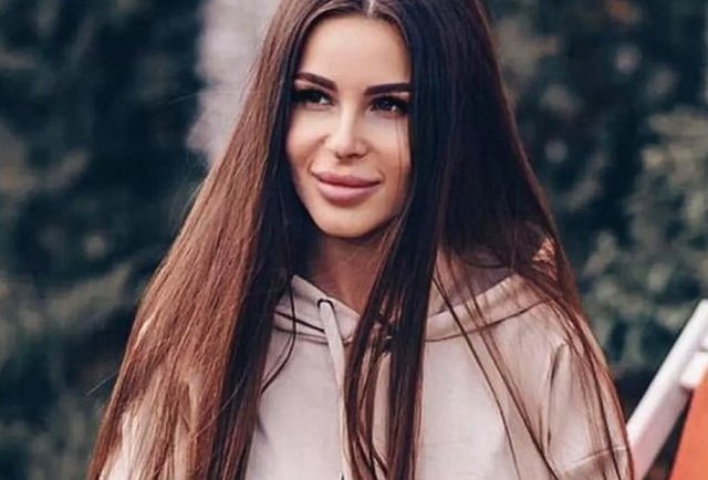 Настя Голд в шоке от слухов про свой провалившийся нос Настя Голд в шоке от слухов про свой провалившийся нос