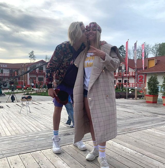 Пара Малмыгина и Натальи Роинашвили становится центром обсуждения на проекте Пара Малмыгина и Натальи Роинашвили становится центром обсуждения на проекте