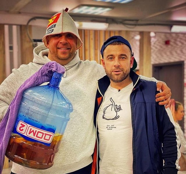 Адеев и Жемчугов высмеяли провал Ермаковой в качестве провокатора Адеев и Жемчугов высмеяли провал Ермаковой в качестве провокатора