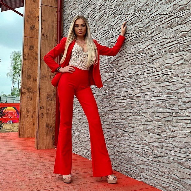 Марина Страхова: Сейчас я не готова к отношениям Марина Страхова: Сейчас я не готова к отношениям