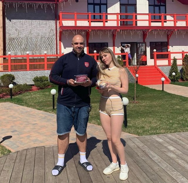 Наташа Роинашвили собирается помешать дочери выйти замуж за Глеба Наташа Роинашвили собирается помешать дочери выйти замуж за Глеба