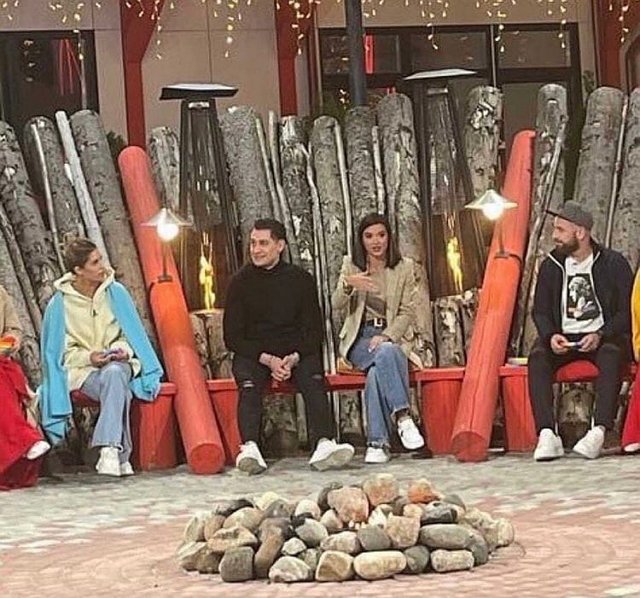 Манукян стал ведущим из-за приворота Бородиной? Манукян стал ведущим из-за приворота Бородиной?