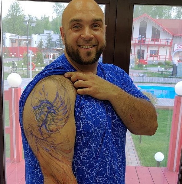 Бородина считает новеньких участников амебными в отличие от Гобозова Бородина считает новеньких участников амебными в отличие от Гобозова