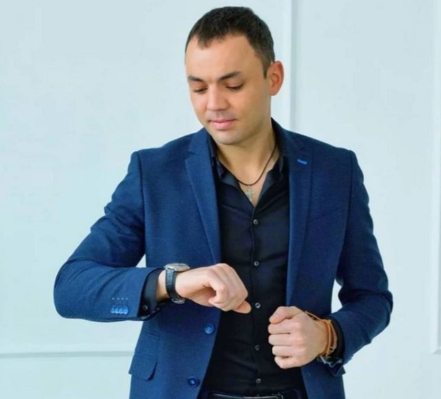 Бородина считает новеньких участников амебными в отличие от Гобозова Бородина считает новеньких участников амебными в отличие от Гобозова