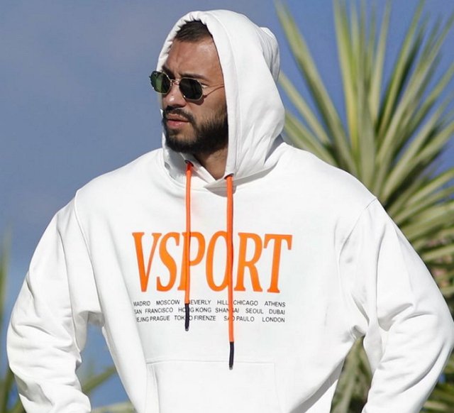 Раскрыта личность новой девушки Саймона Марданшина Раскрыта личность новой девушки Саймона Марданшина