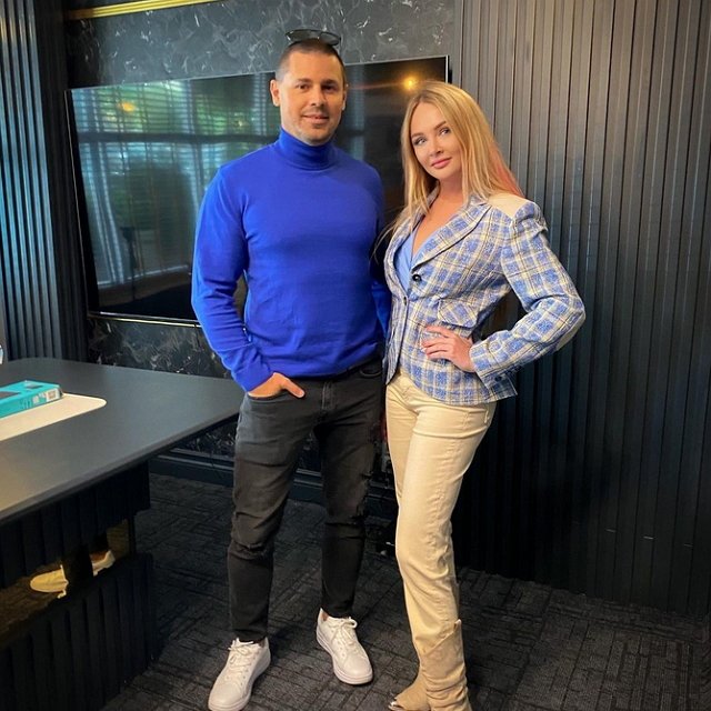 Супруги Пынзарь вернулись на телестройку Супруги Пынзарь вернулись на телестройку