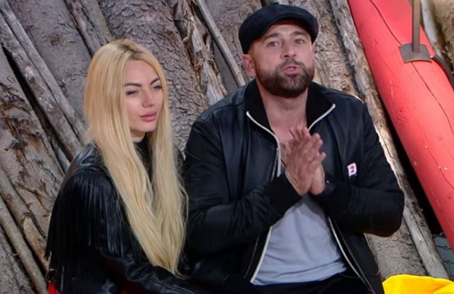 Брянская призналась в подражании Савкиной Брянская призналась в подражании Савкиной