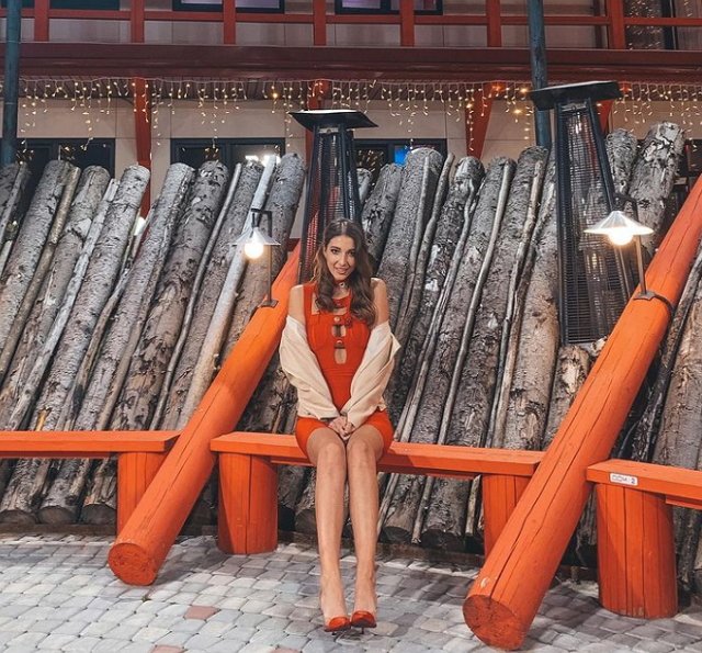 Мартинчик не стал скрывать своего интереса к Яне Захаровой Мартинчик не стал скрывать своего интереса к Яне Захаровой