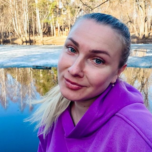 Настя Дашко выпустит книгу о жизни в тюрьме и на телестройке Настя Дашко выпустит книгу о жизни в тюрьме и на телестройке