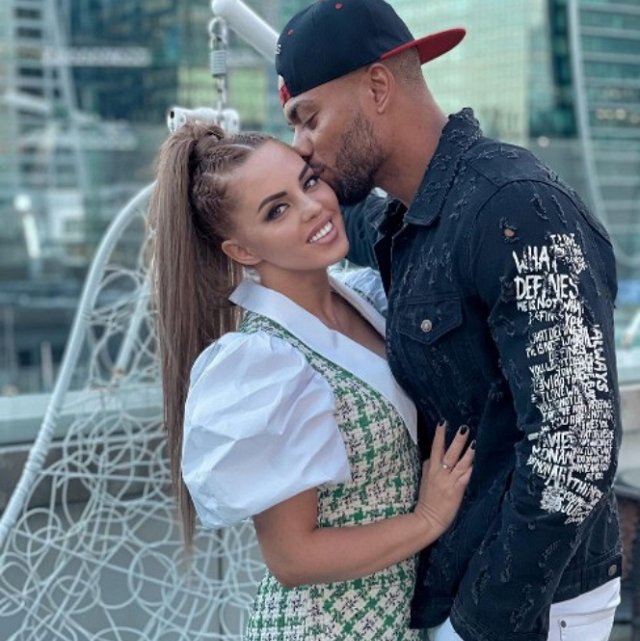 Юлия Ефременкова: Химия или есть, или нет Юлия Ефременкова: Химия или есть, или нет