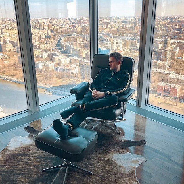 ����� ����� ���: ����� ����������