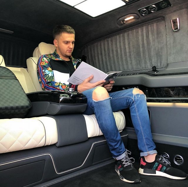 ����� ����� ���: ����� ����������