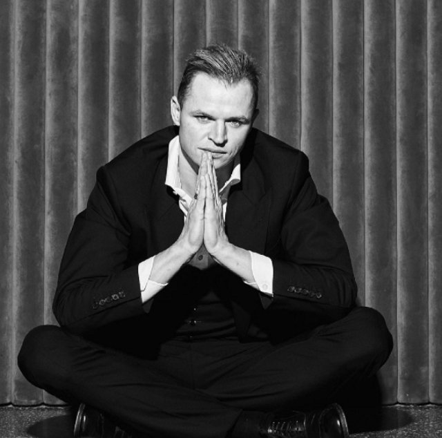 ������� ��������� � ������� ����������� � �������