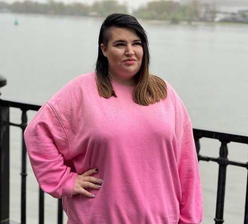 Александра Черно: Вам мало ребят на проекте? Александра Черно: Вам мало ребят на проекте?