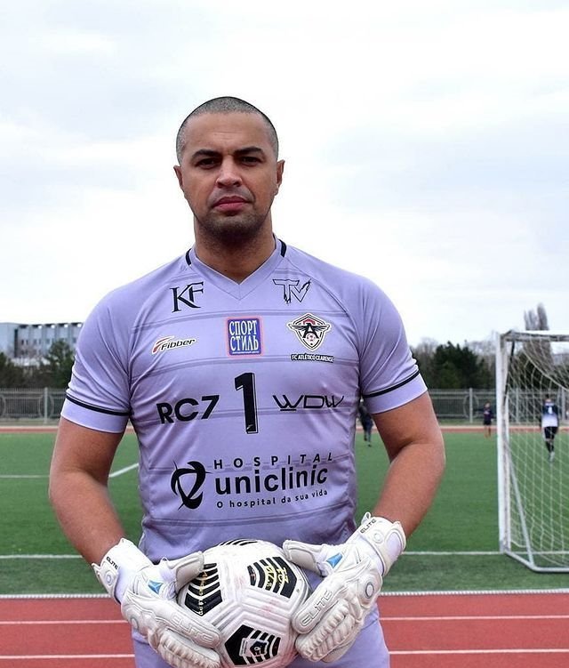 ����� �������� ������� ����