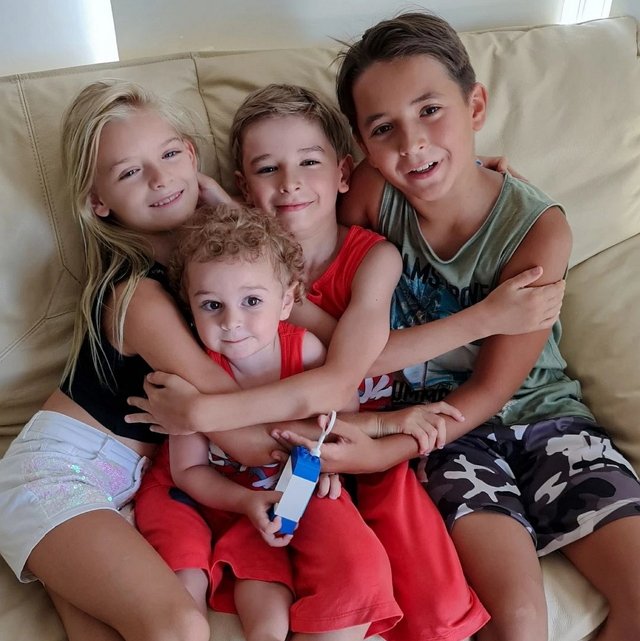 Фото детей участников Дома-2 (27.07.2021) Фото детей участников Дома-2 (27.07.2021)