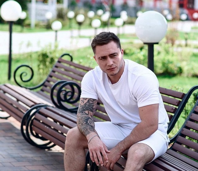 �������� ����� ��������� ���� ������� � �����������